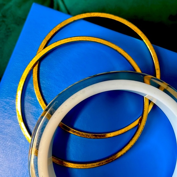 Juicy Couture Bracelet Set. - Picture 6 of 8